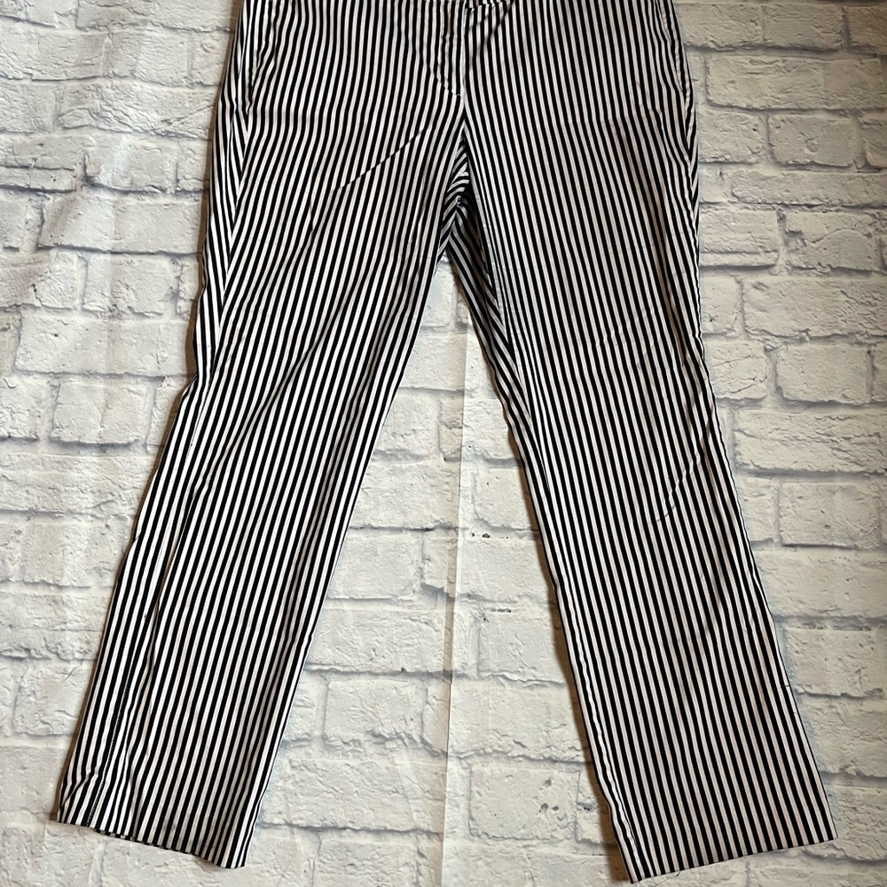 New York & Company Striped Casual Pants